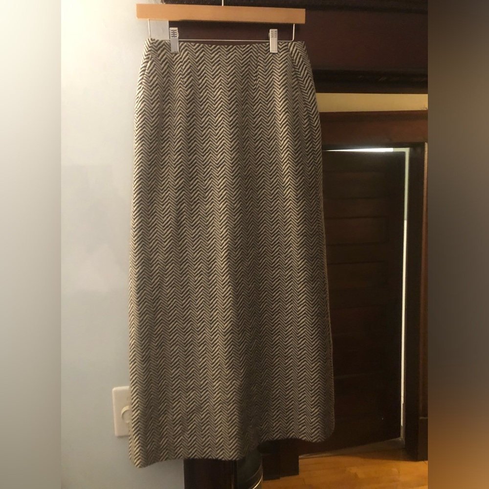 Mondi Chevron Midi Skirt in grey cream and Black wool pencil maxi